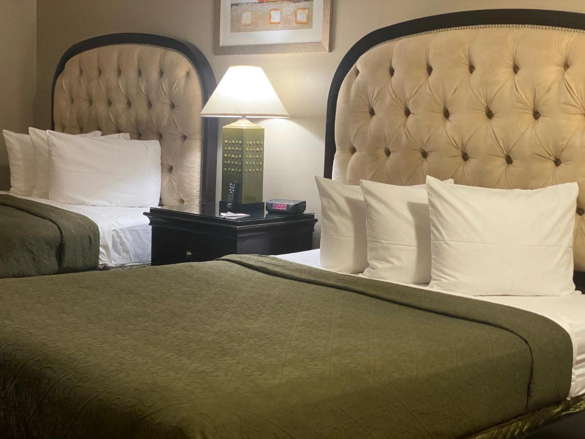 ויקטורוויל Green Tree Inn And Extended Stay Suites מראה חיצוני תמונה
